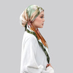Hijab carré imprimé en satin Zellina - coloris orange