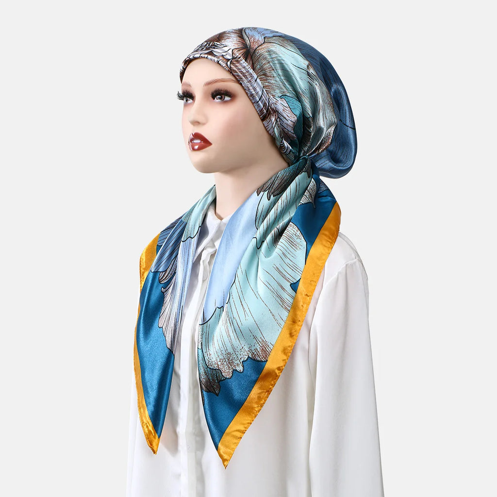 Hijab carré imprimé en satin Zellina - détail tissu