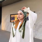 Hijab carré imprimé en satin Zellina - vue portée
